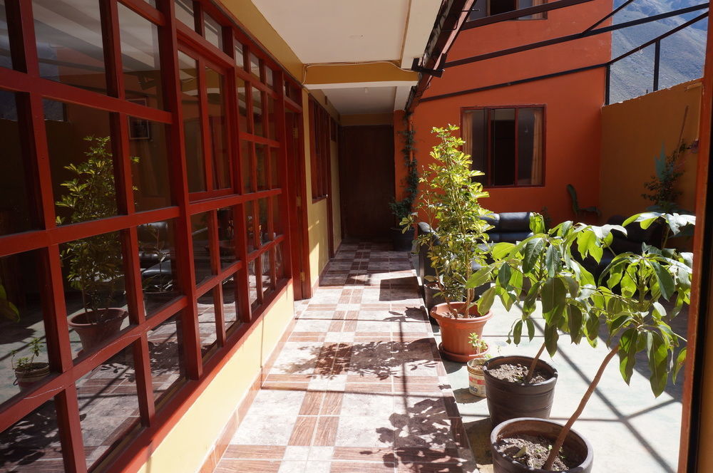 Wasi Away Hostel Ollantaytambo Ngoại thất bức ảnh